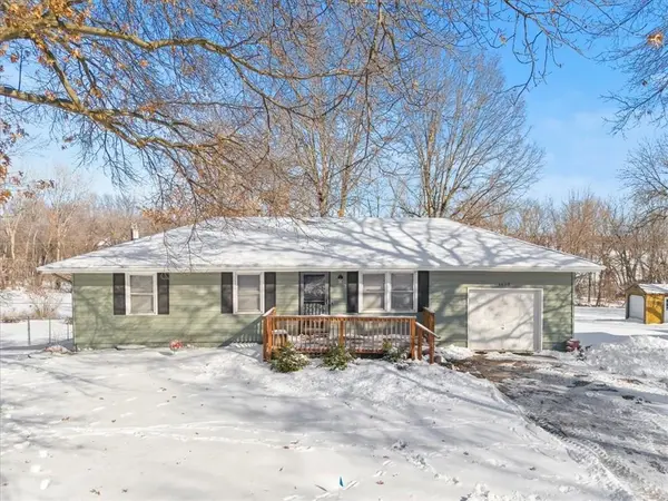 1610 Russell RD, Pleasant Hill, MO 64080