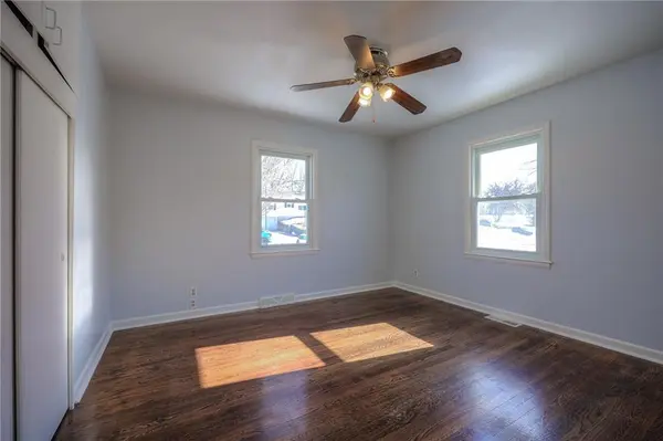 3730 N Lister DR Kansas City, MO 64117