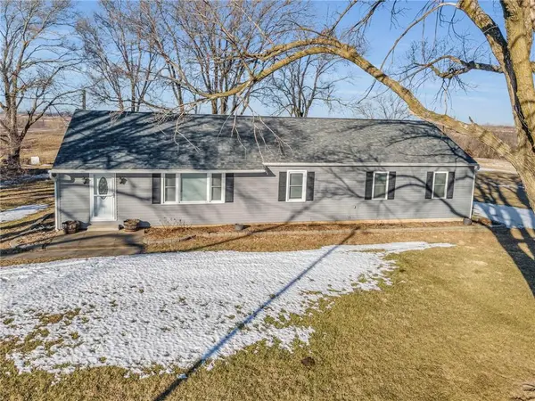 19727 Ketner RD, Dover, MO 64022