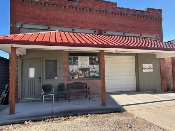 214 N Main ST, Clarksdale, MO 64430