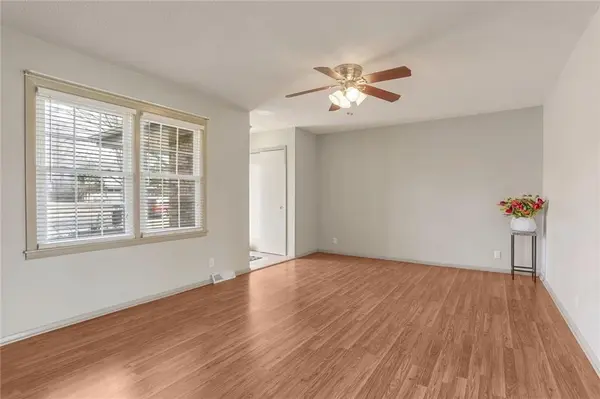 7508 N WOODLAND AVE, Gladstone, MO 64118