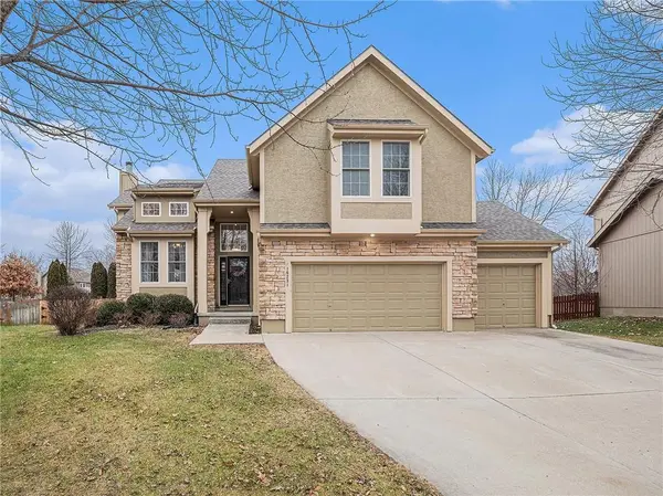 16231 W 156th ST, Olathe, KS 66062