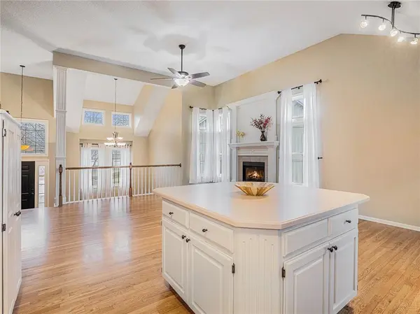 16231 W 156th ST Olathe, KS 66062