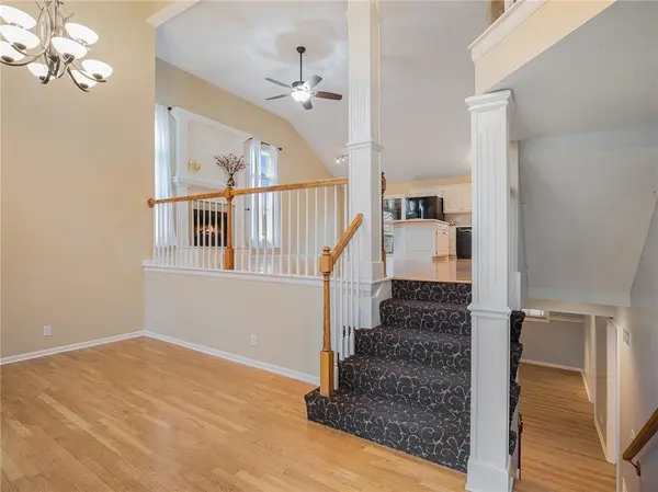 16231 W 156th ST, Olathe, KS 66062