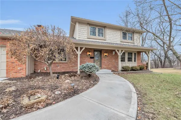 9912 W 65th PL, Merriam, KS 66203