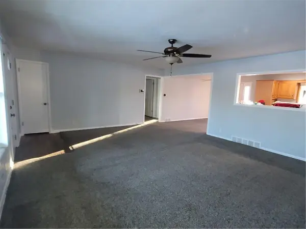 8242 Spring Valley RD, Raytown, MO 64138