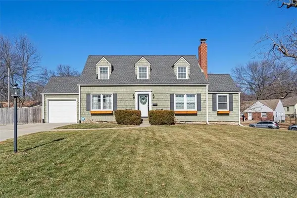 4714 W 57th ST, Roeland Park, KS 66205