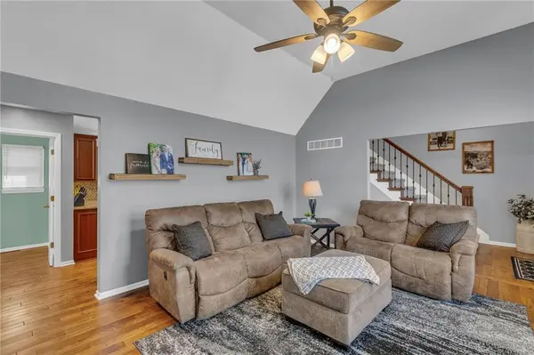 1221 E Butterfield PL, Olathe, KS 66062
