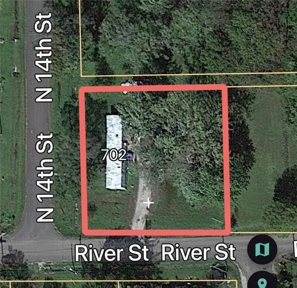 702 N 14th ST, Bethany, MO 64424