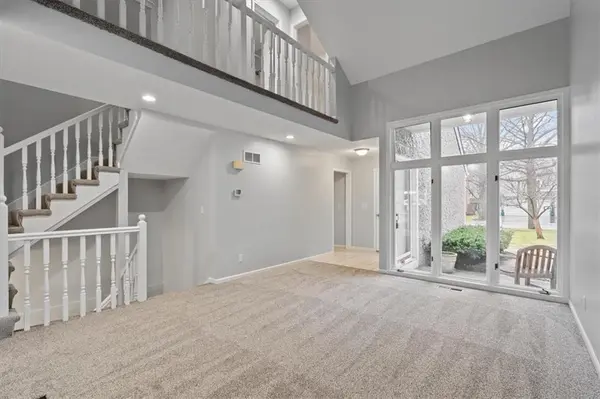 12525 Broadmoor ST, Overland Park, KS 66209