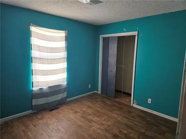 4039 Bombay CIR, Excelsior Springs, MO 64024