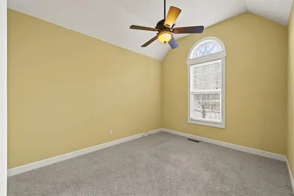 12127 Grand AVE, Kansas City, MO 64145