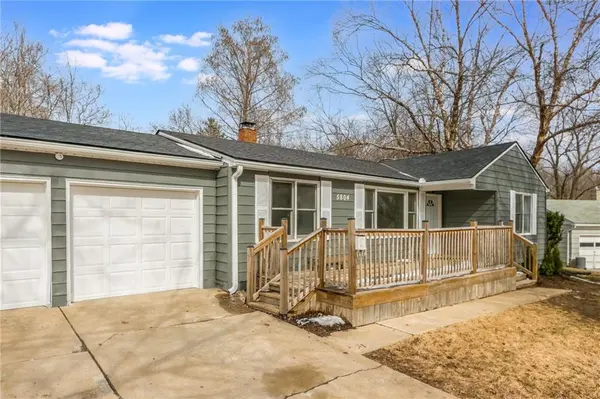 5804 Hedges AVE, Raytown, MO 64133
