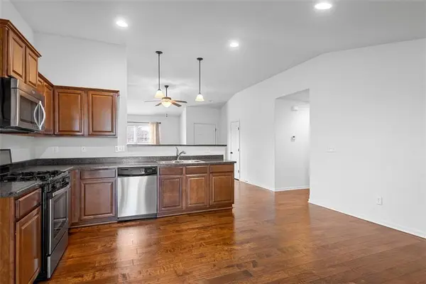456 E Pawnee ST Gardner, KS 66030