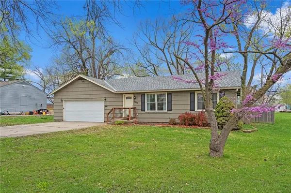 7808 E 87th ST, Raytown, MO 64138