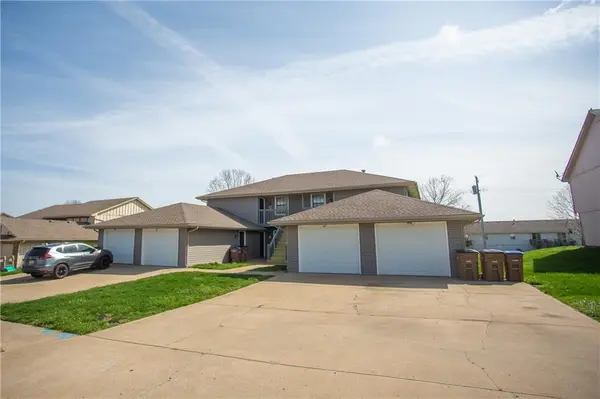 503 Sky Vue DR, Raymore, MO 64083