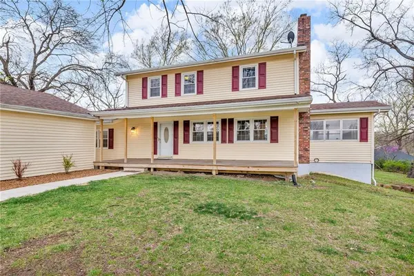 19616 Blue Jay TRL, Lawson, MO 64062
