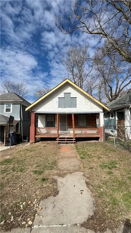 4518 Virginia AVE, Kansas City, MO 64110