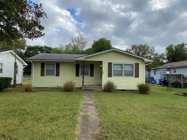1209 W 1st N/A, Coffeyville, KS 67337