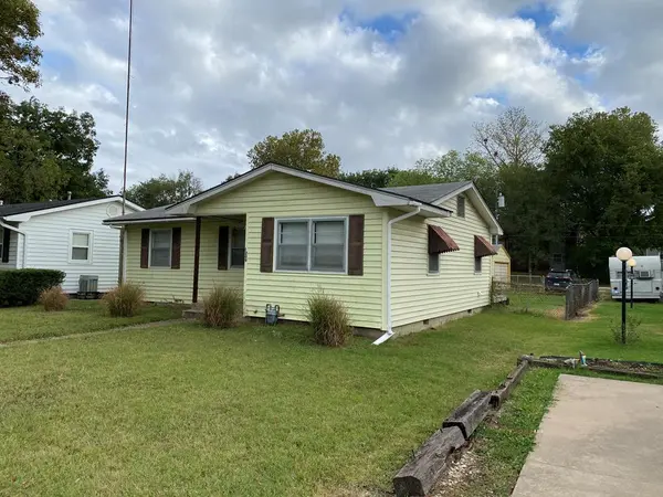 1209 W 1st N/A, Coffeyville, KS 67337