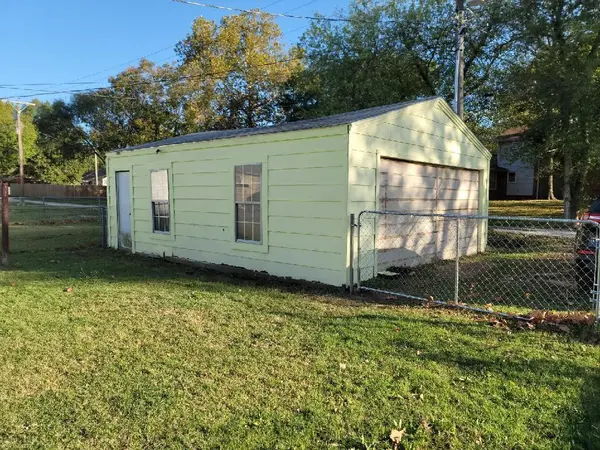 1209 W 1st N/A, Coffeyville, KS 67337