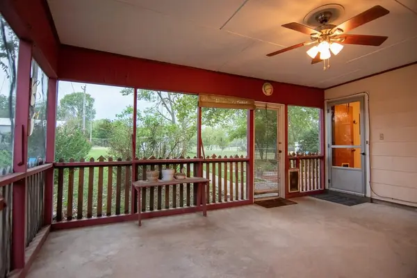 112 NORTHPARK BLVD, Coffeyville, KS 67337