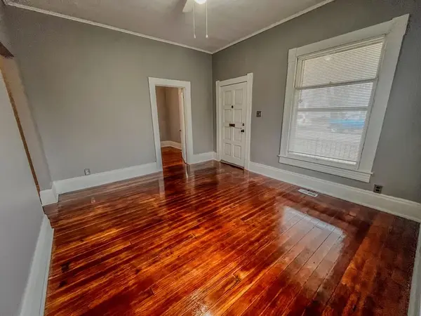 324 W 5th ST, Cherryvale, KS 67335