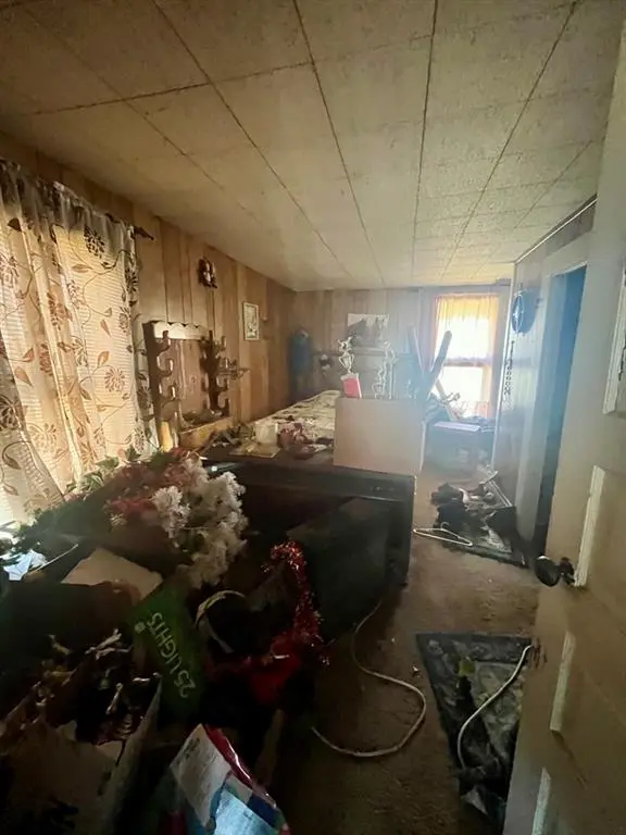 220 N 8th ST, Chetopa, KS 67336