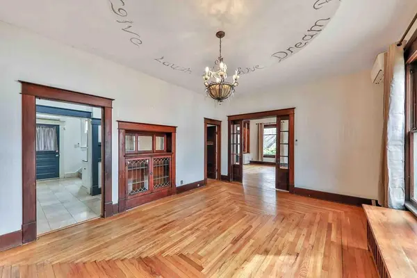 105 N 7th ST, Fredonia, KS 66736