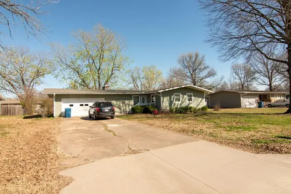 405 Wilshire N/A, Coffeyville, KS 67337