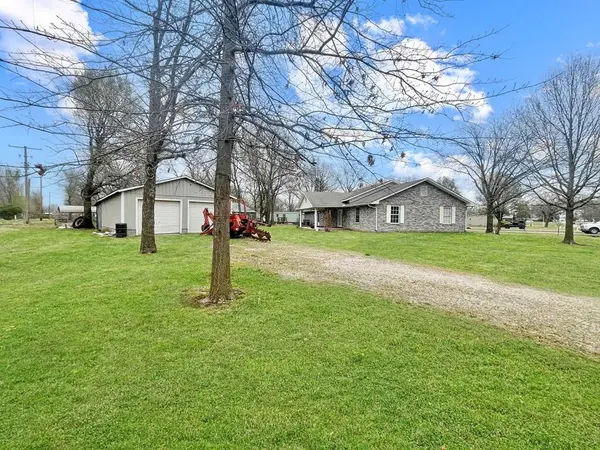 202 Walnut ST, Mound Valley, KS 67354
