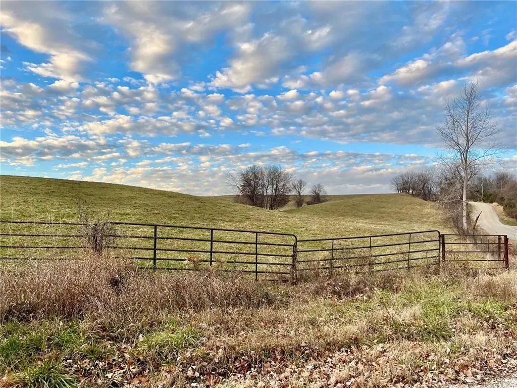 #2 Triple Springs RD, Orrick, MO 64077
