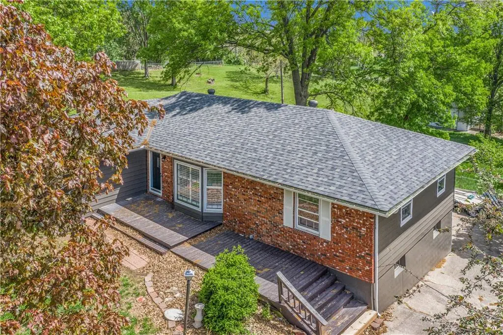 10609 NW Meadow Lane DR, Parkville, MO 64152