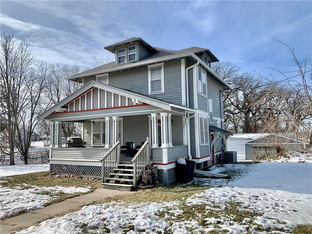 304 S Main ST, Ravenwood, MO 64479