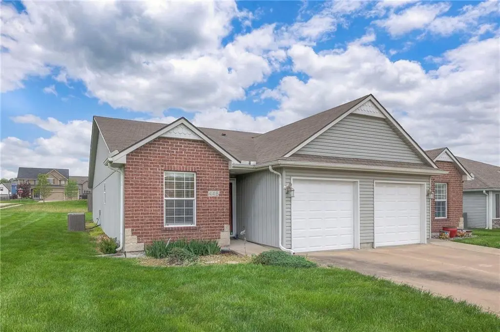 446 KREISEL DR, Raymore, MO 64083