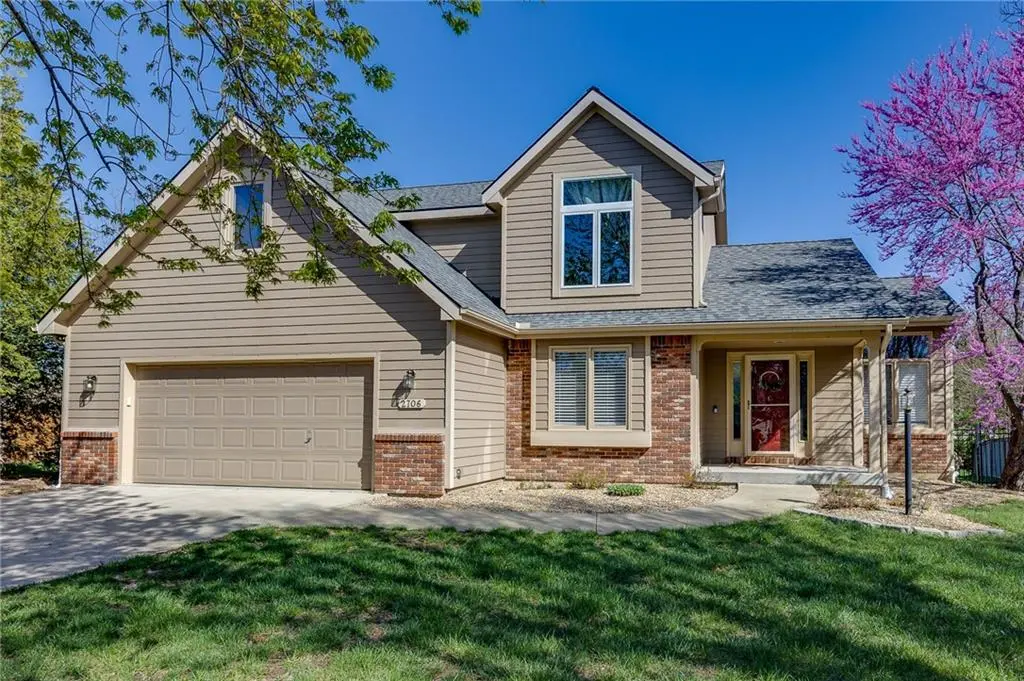 2706 Coneflower CT, Lawrence, KS 66047