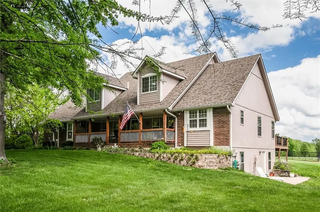 25418 Lone Pine DR, Cleveland, MO 64734