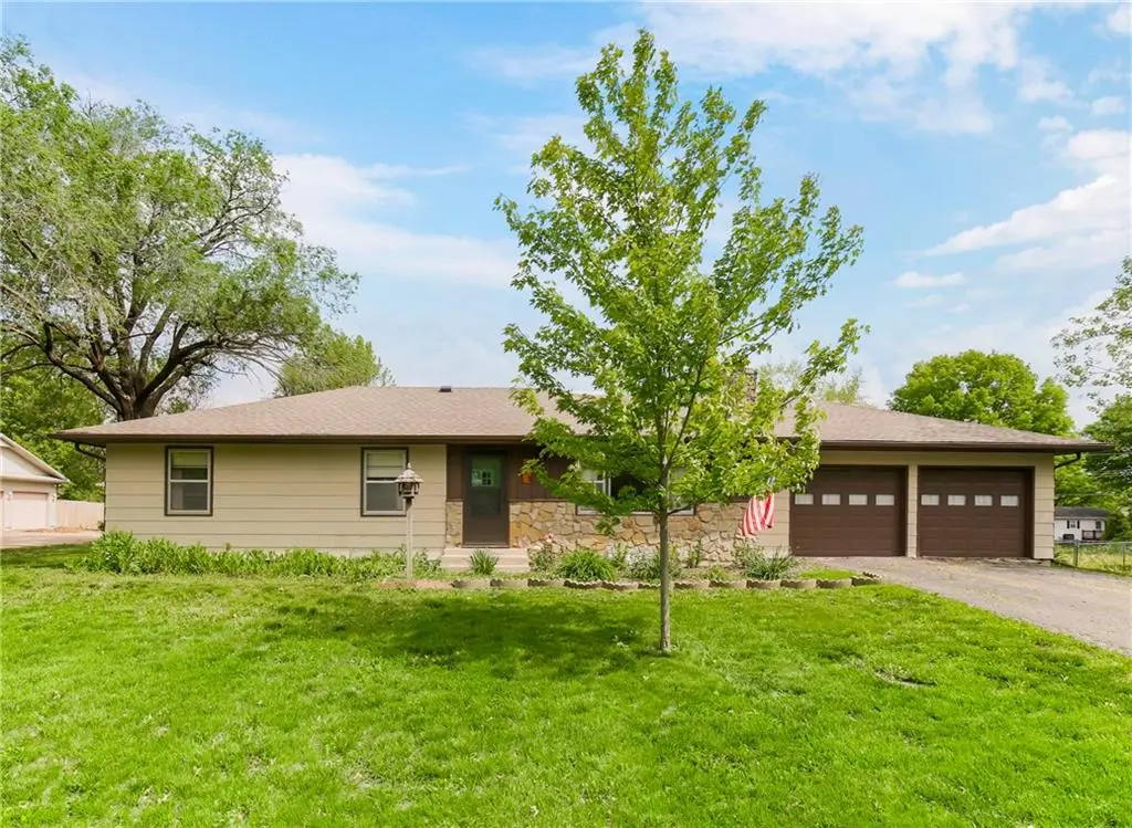 423 E Elm ST, Drexel, MO 64742