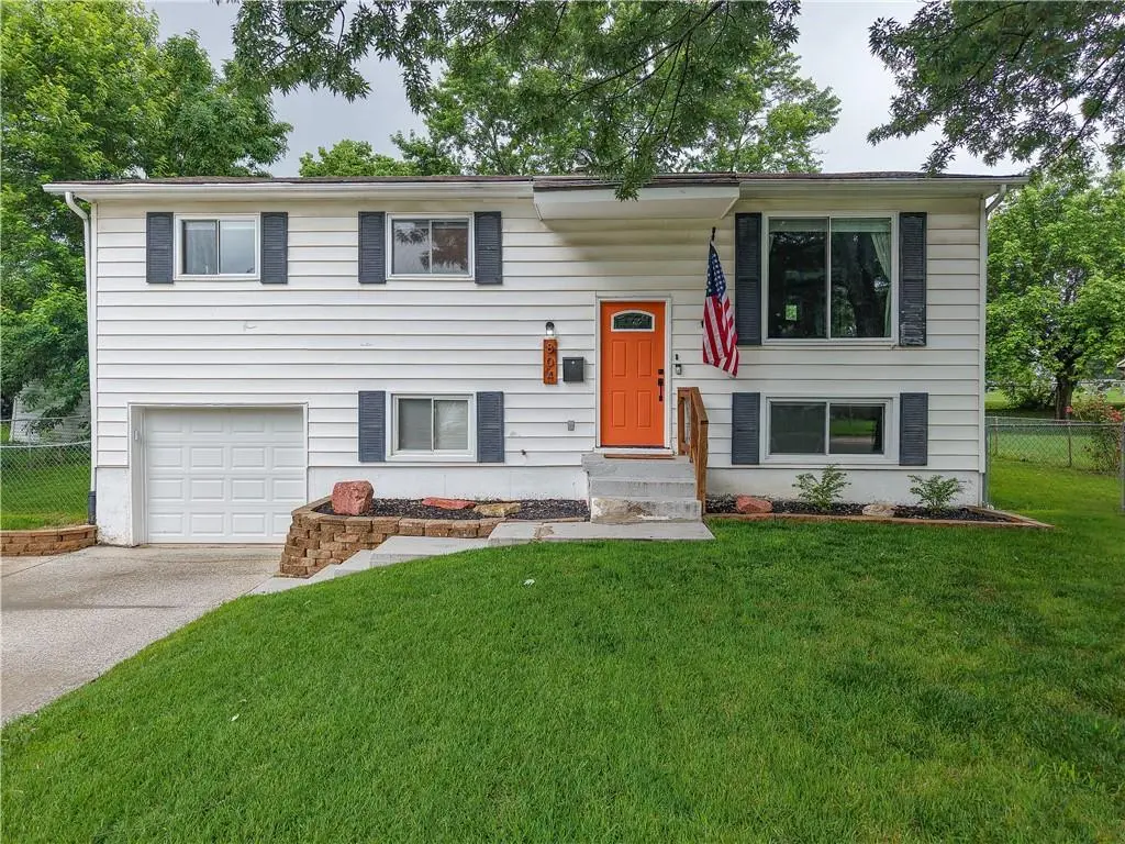 804 S Scott AVE, Belton, MO 64012