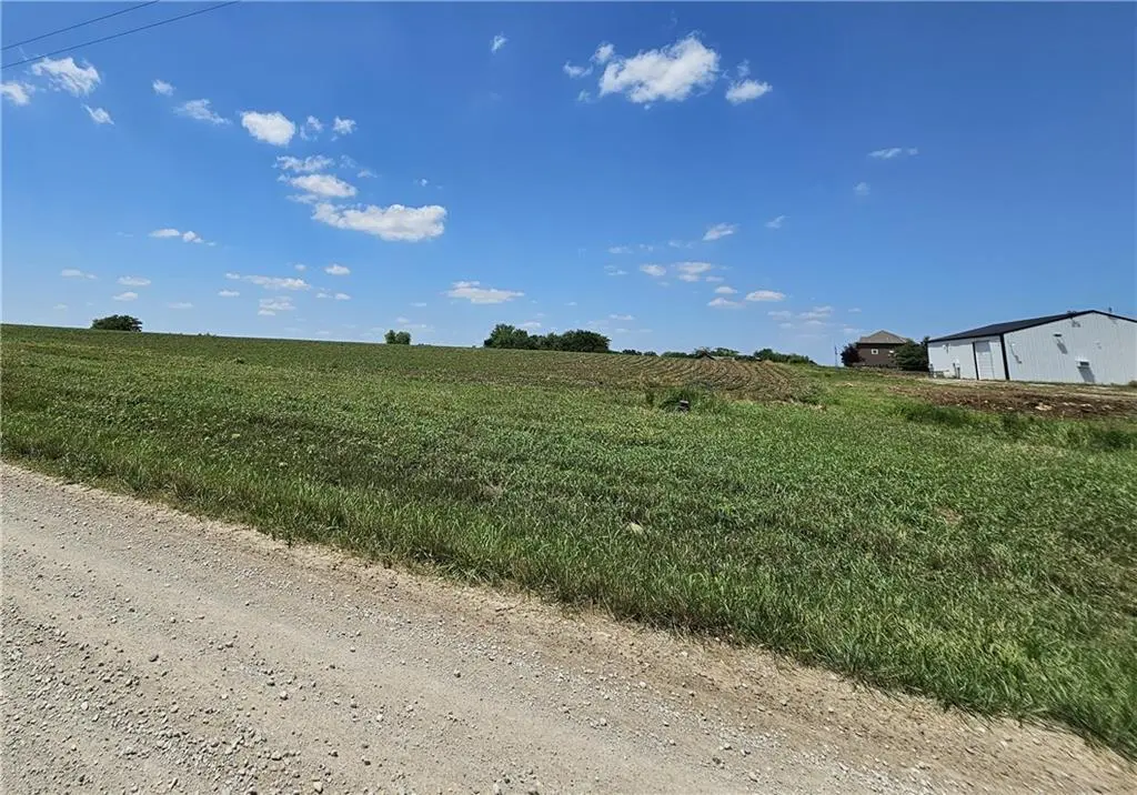 W 239th ST, Louisburg, KS 66053