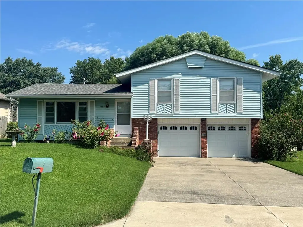 1405 Carrol DR, Pleasant Hill, MO 64080