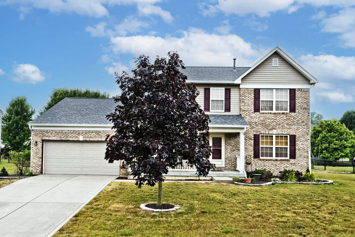 2396 S Moeller CIR, New Palestine, IN 46163