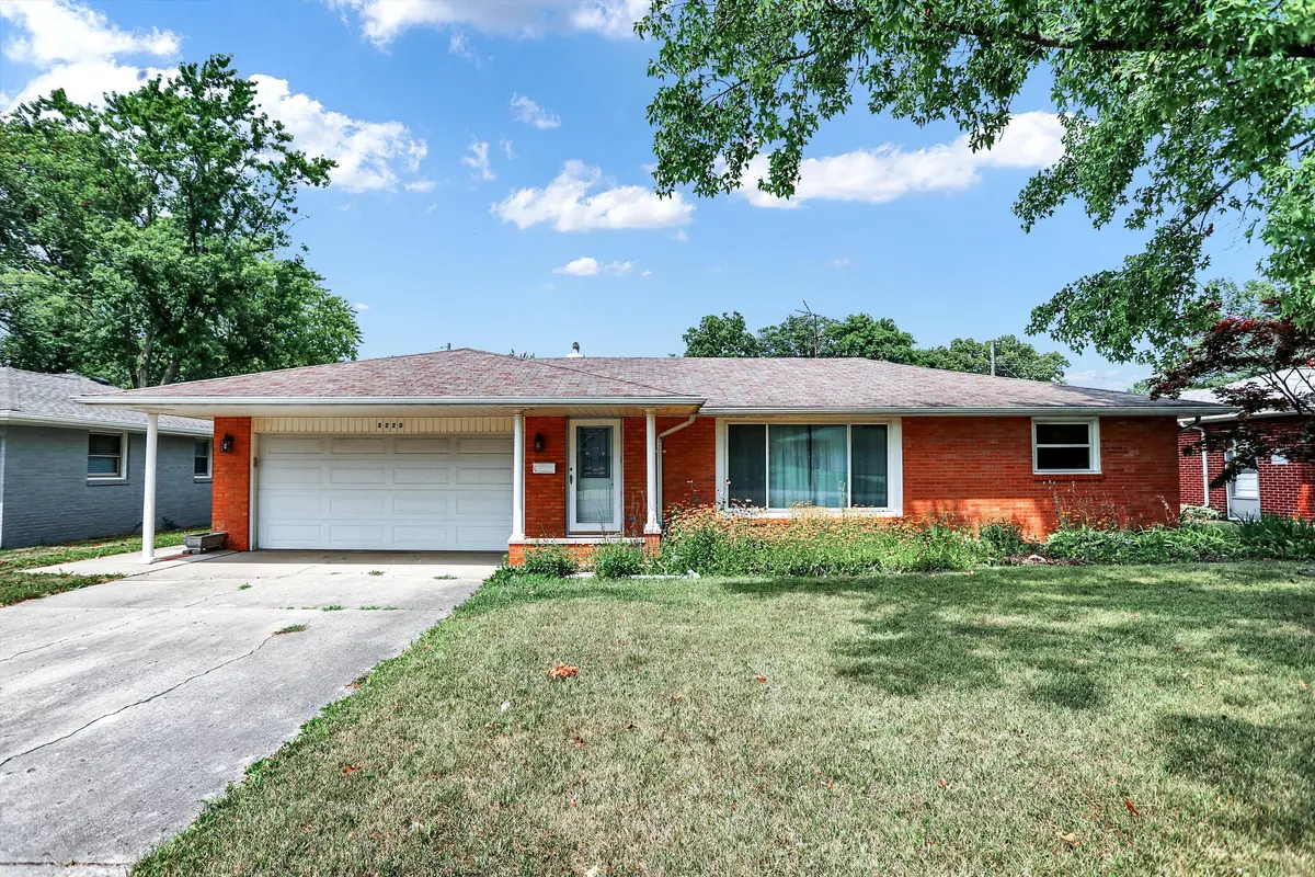 2220 E 7th ST, Anderson, IN 46012