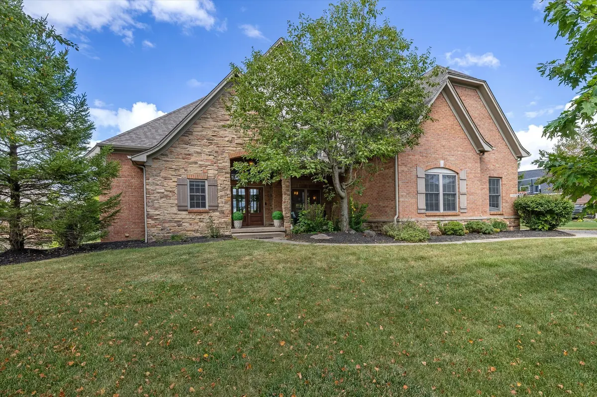 16416 Oak Manor DR, Westfield, IN 46074