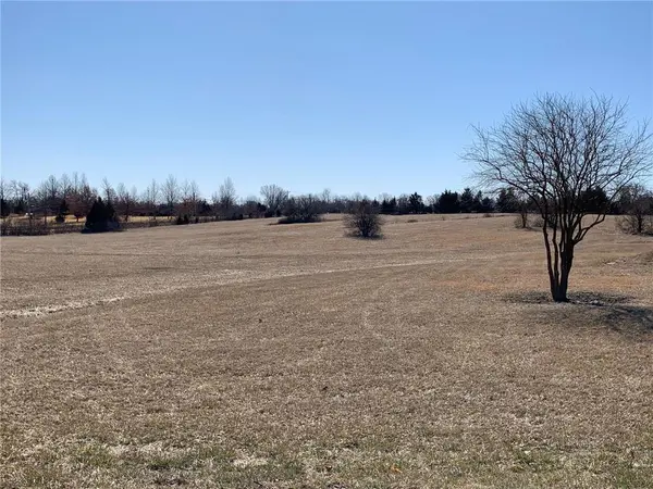 xx NW 13 HWY, Warrensburg, MO 64093