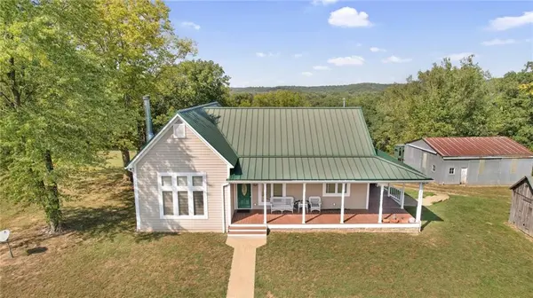 1973 Old Ferry RD, Morrison, MO 65061