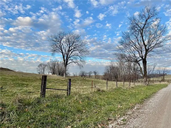#2 Triple Springs RD, Orrick, MO 64077