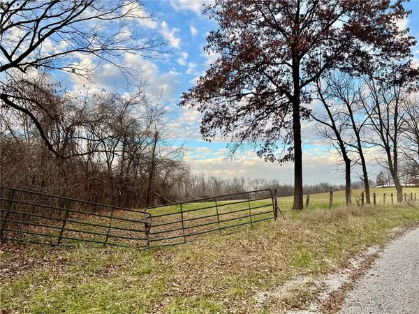 #2 Triple Springs RD, Orrick, MO 64077