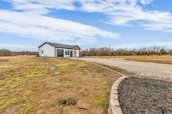 1107 E 307th ST, Drexel, MO 64742