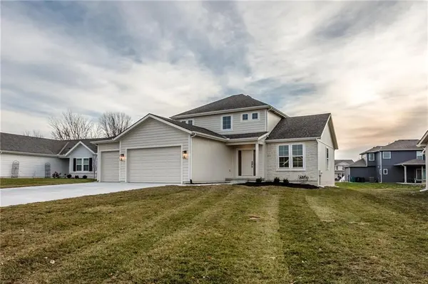 22450 S Jefferson ST, Spring Hill, KS 66083